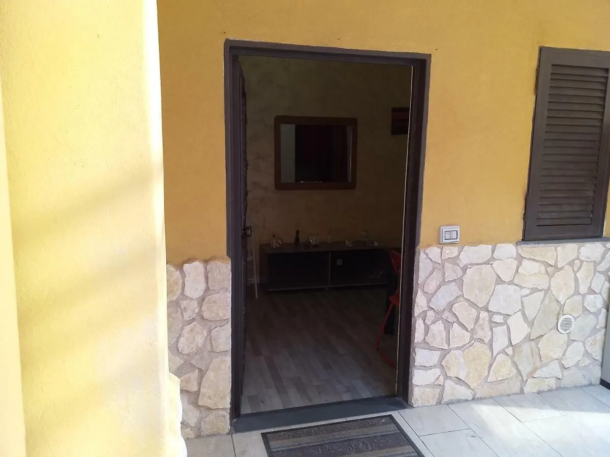 Bed and breakfast Bed&Fly Near Airport Fontanarossa Bagno Privato In Camera Catania Italia